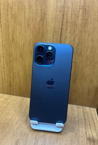 IPHONE 15 pro max 256 gb , nunca aberto , zero.
