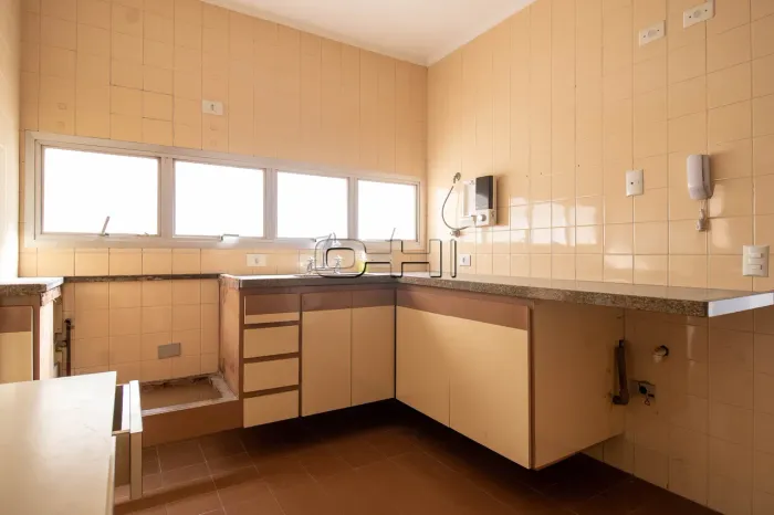 Venda Apartamento 3 Dormitórios - 145 m² Moema