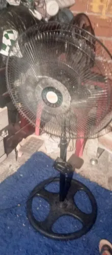 Vendo ventilador de pé para saí agora