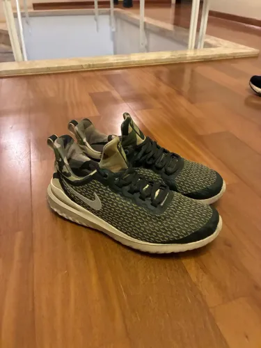 Tênis Nike Renew Rival Camo Original pouco usado