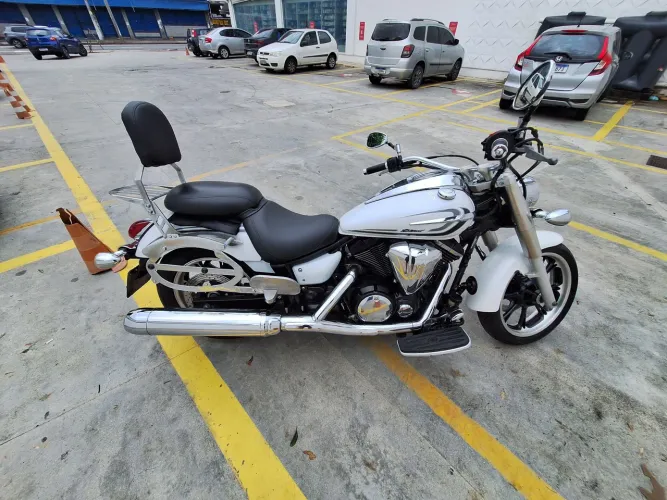 YAMAHA XVS 950 MIDNIGHT STAR TROCO ACEITO CARRO OU MOTO MAIOR OU MENOR VALOR