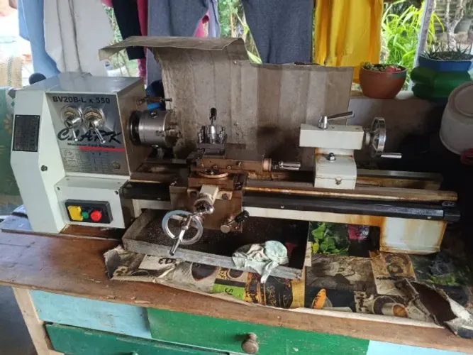Torno de Bancada Bv20L