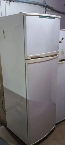 Vende-se geladeira funcionando perfeitamente