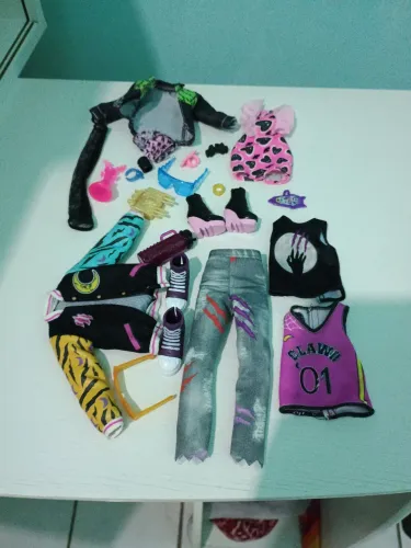 Lote de acessórios Monster High G3