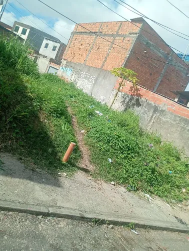 Terreno medido 7x18 com frente e fundo pra pista