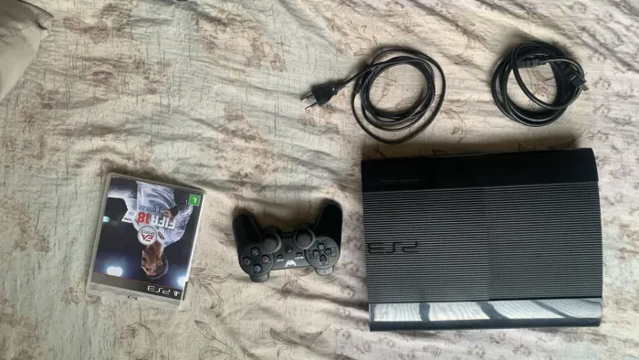 PS3 Super Slim 