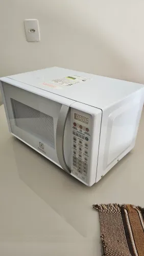 Micro-ondas Electrolux 20L Branco (MTO30)