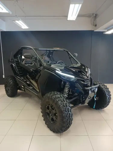 Zforce Z10 turbo 2 lugares