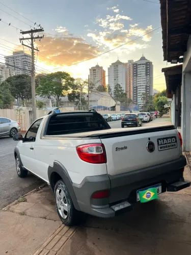 Fiat Strada Working Hard 1.4 Fire Flex 8V CS 2020