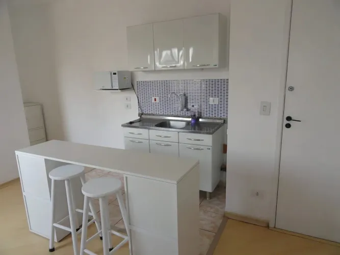 Apartamento com 30m² para Alugar em Mirandópolis, perto do metrô Praça da Árvore  1 Dormit