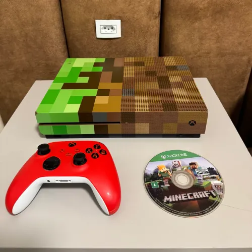 Xbox One S 1TB Edição Minecraft