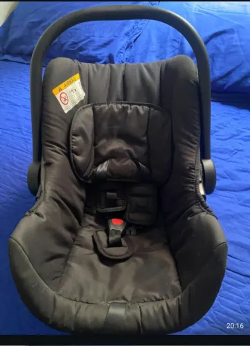 Vendo um bebê conforto de 0 a 12 meses, pouco tempo de uso