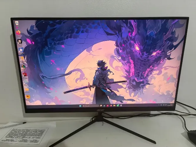 Monito gamer racer qg240y 180hz usado perfeito estado