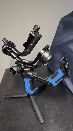 Gimbal Estabilizador Blutu Scorp-C 3 Eixos para Câmera 2.5kg Preto