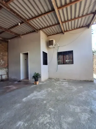 CASA NA ZONA SUL PROXIMO A SUCUPIRA