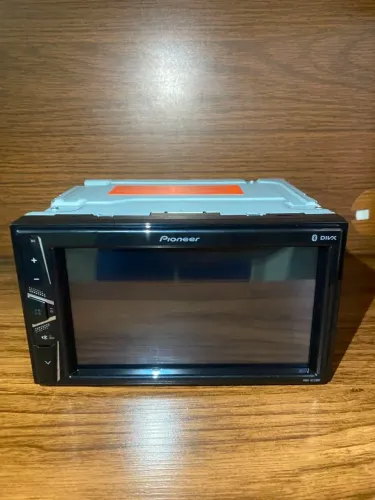 Pionner DMH-G225BT