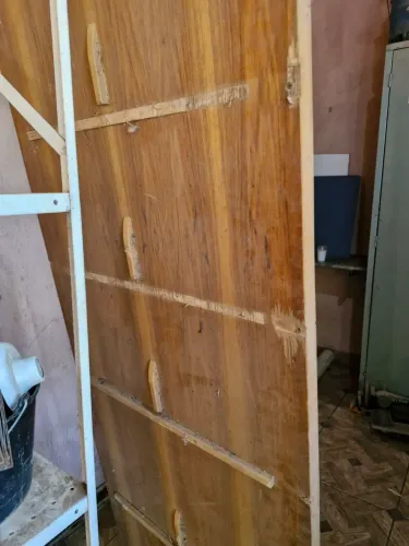 Madeira para porta