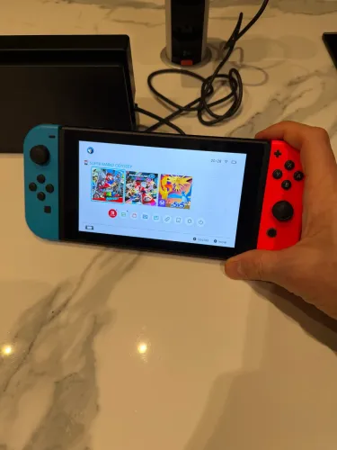 Nintendo switch pouquíssimo usado !!