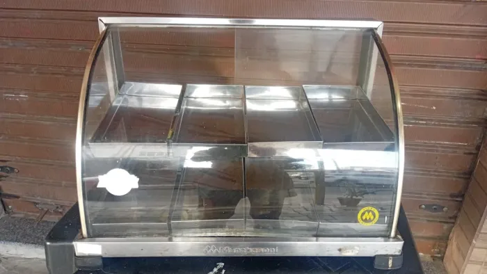 Estufa para Salgados c/ 8 Bandejas
