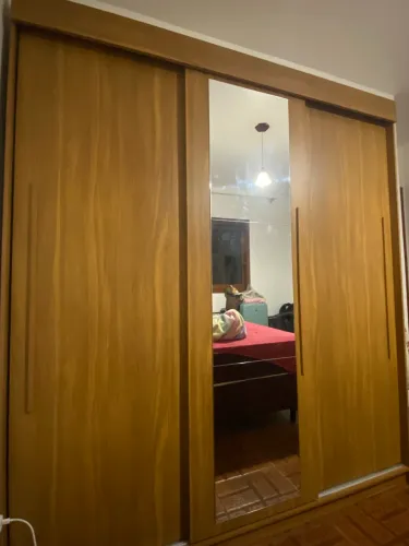 GUARDA-ROUPA NOVO, nunca usado.