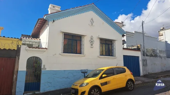 Casa 04 qtos com lote 308m2