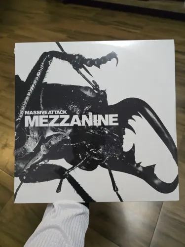 Álbum Mezzanine - Massive Attack - 2LP