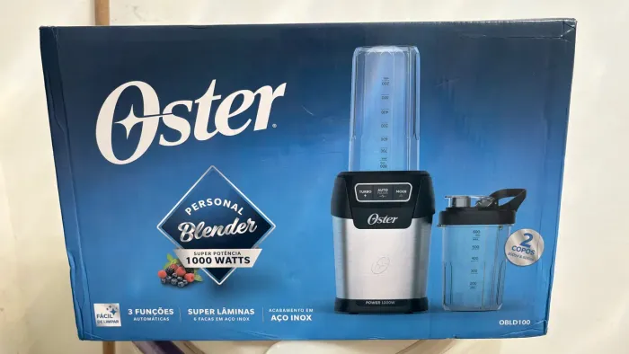 Liquidificador portátil Oster 1000W