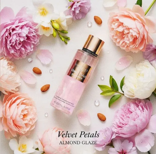 Body Splash Victoria's Secret - Velvet Petals (Shimmer) 250ml