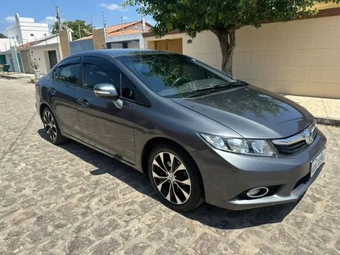 Honda Civic Sedan LXR 2.0 Flexone 16V Aut. 4P 2014