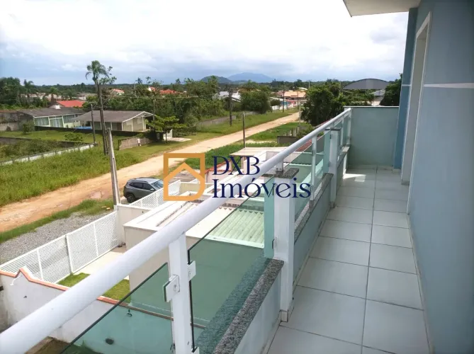 Sobrado em Coroados, Guaratuba  o espaço ideal para reunir família e amigos