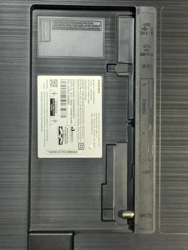 Tv Samsung 65 modelo BN95 0992A led queimada