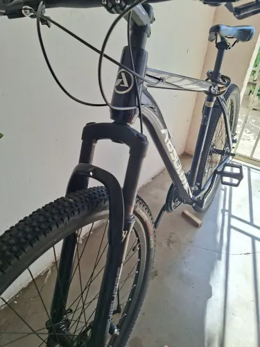 Bike aro 29 com nota fiscal (PREÇO NEGOCIÁVEL)