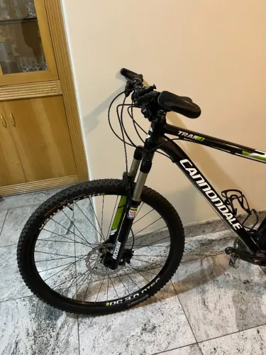 Cannondale Trail 1 Aro 29 - Shimano XT - RockShox Recon - Excelente Estado