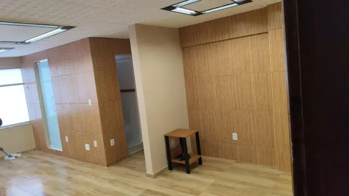 MO85 Alugo Sala Comercial no Ed. Tiradentes - Reduto