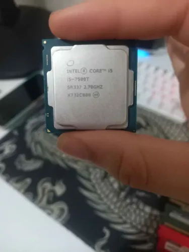I5 7500t (Intel HD 630 integrado)