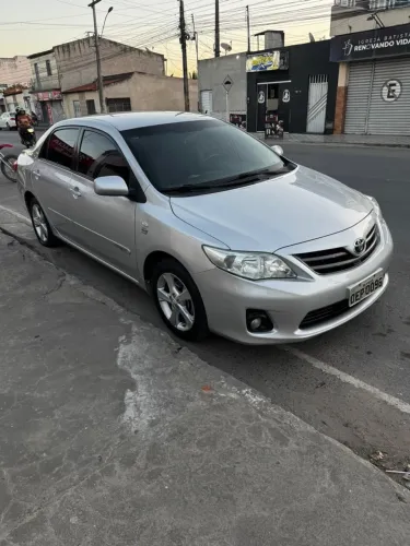Toyota Corolla GLI 1.8 Flex 16V Aut. 2014