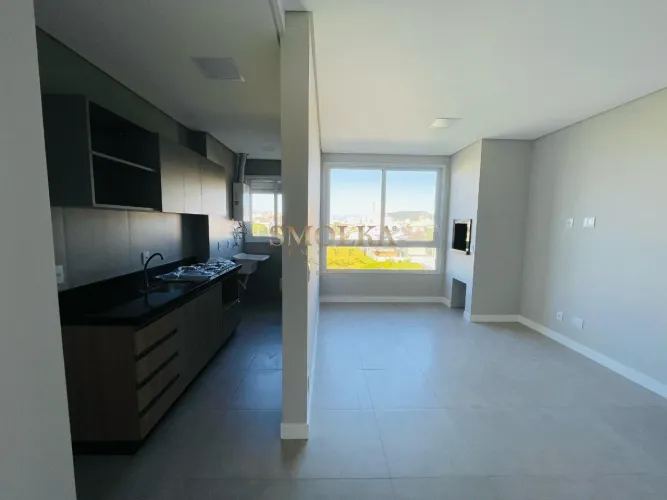 Apartamento 02 dormitórios no Ingleses Norte