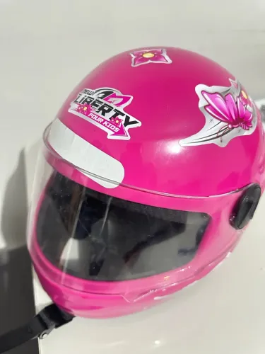 Capacete infantil menina
