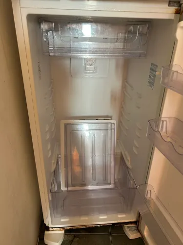 vende-se f geladeira
