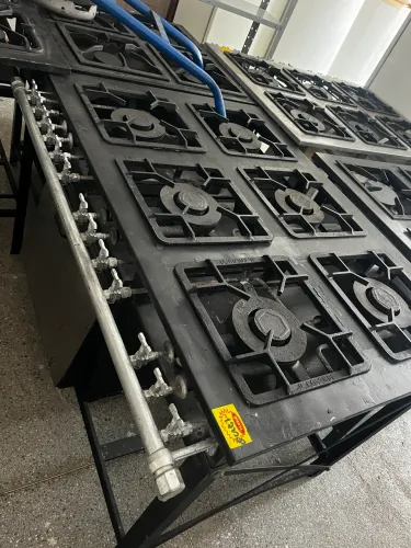 Fogão industrial com forno 