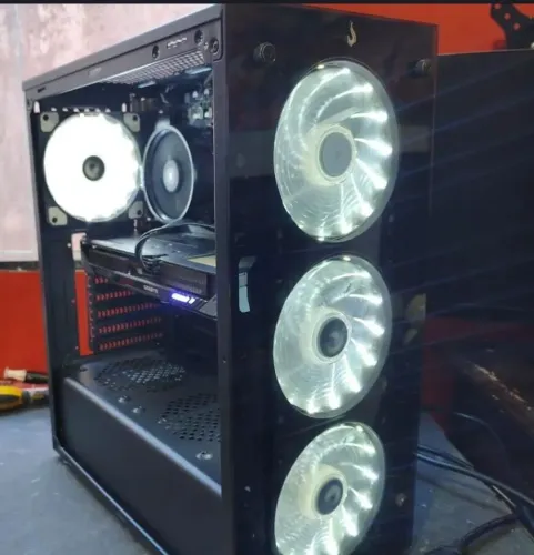 PC GAMER RYZEN 5500+RTX4060 VENDO/TROCO
