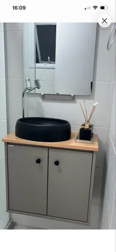 Alugo apartamento Residencial Caminho das Flores / Abraao / Florianópolis.