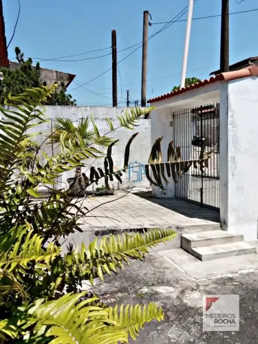 CASA À VENDA NO PITIMBÚ NATAL/RN | 3 QUARTOS, ESQUINA E EXCELENTE LOCALIZAÇÃO
