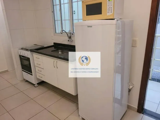 Kitnet com 1 dormitório para alugar, 25 m² por R$ 2.550,00/mês - Cidade Universitária - Ca