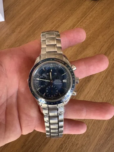 Omega Speedmaster date 2017 VJ