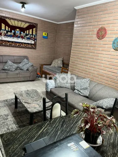 Casa Ponto Comercial à Venda em Centro Piedade SP