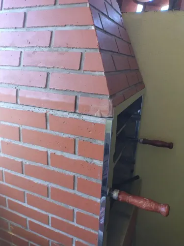 Venda de uma churrasqueira pre moldada