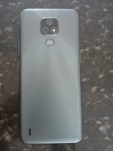 Moto E7