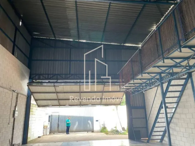 Galpão/Depósito/Armazém para aluguel e venda tem 380m2 Interlagos