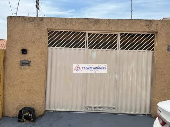 Casa com 3 dormitórios para alugar, 170 m² por R$ 1.862,62/mês - Tijucal - Cuiabá/MT
